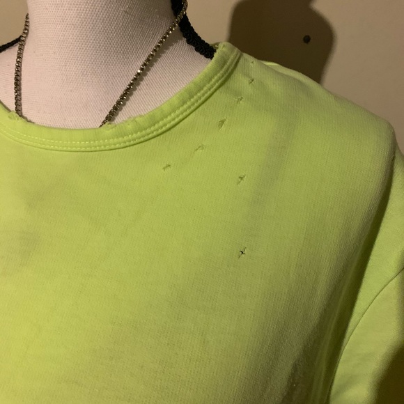 Forever 21 Mens Neon Green Distressed Tee - Picture 5 of 8